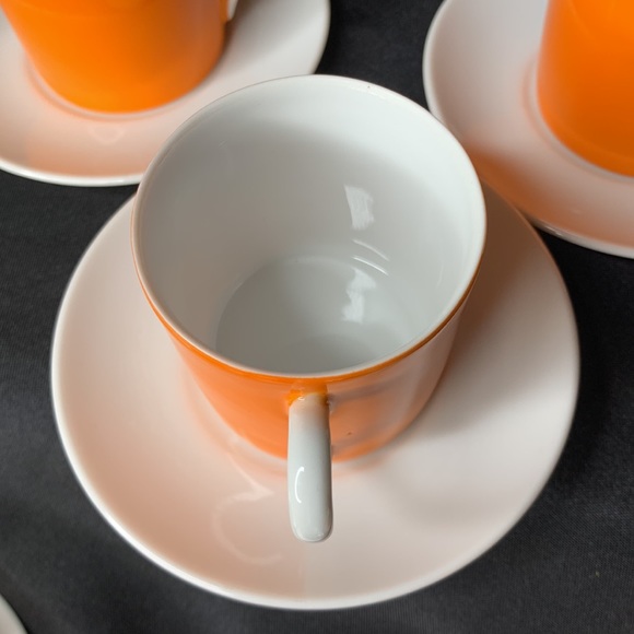 Vintage Lipper & Mann bright orange demitasse / espresso cups and saucers - Picture 7 of 8